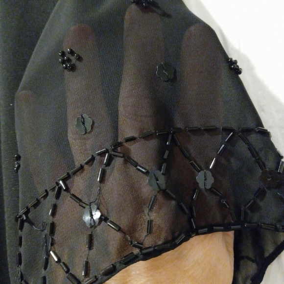 AGB black dress size 10 lacy beeded sleeve - Picture 4 of 16